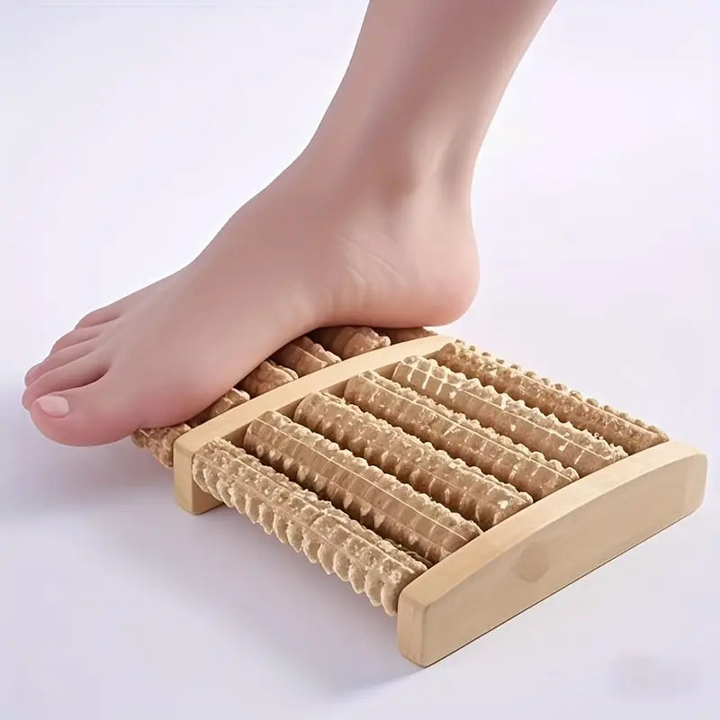 Fotmassagemaskin i trä med 6 rullar